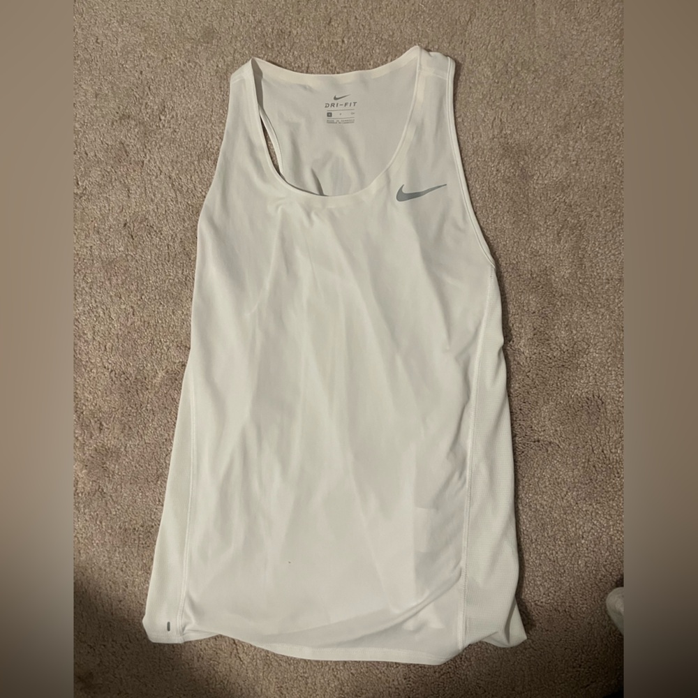 Nike flowy dri fit workout race back tank